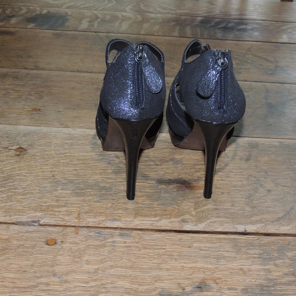 Isola Black Sparkly Heels Sz. 8.5 - Picture 4 of 6